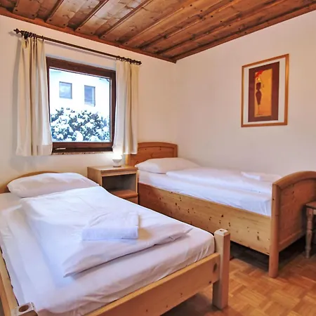 Сasa de vacaciones Aparthaus Bruck By Interhome Pichl (Zell am See)